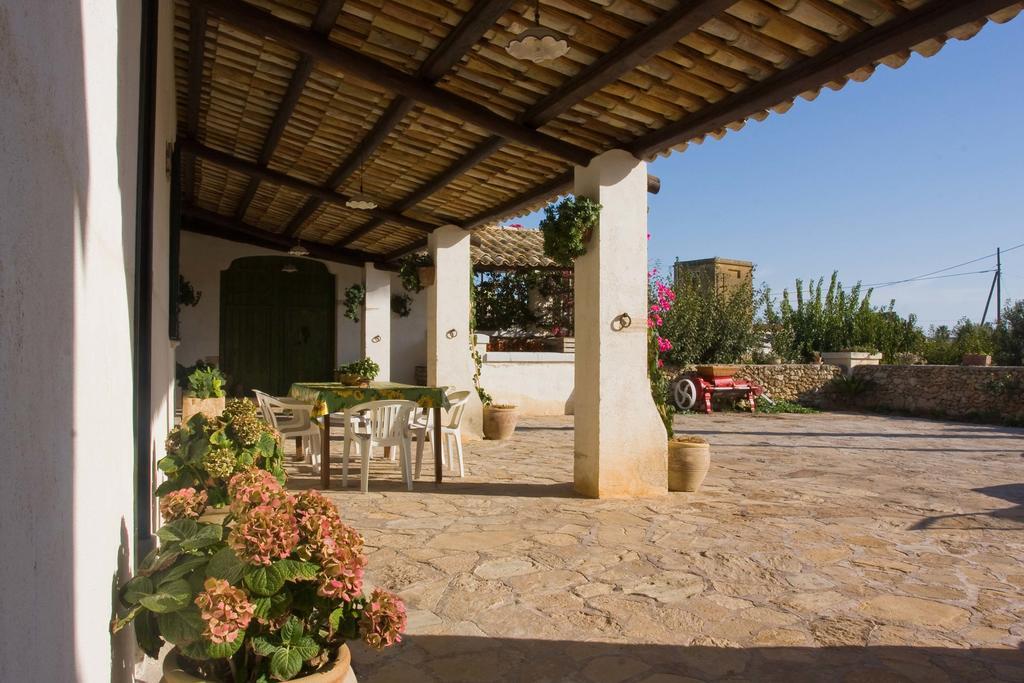 Casale Stagnone Guest House Marsala Exterior photo